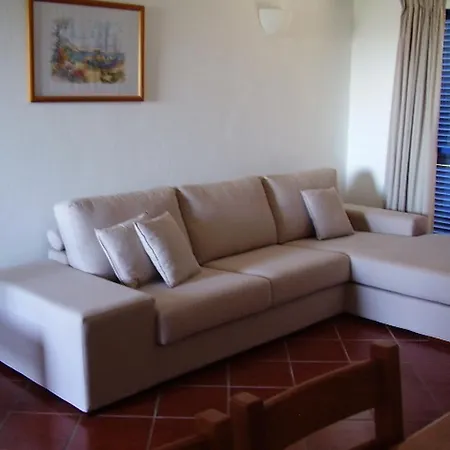 Holiday Urbanizacao Da Bemposta * Alvor