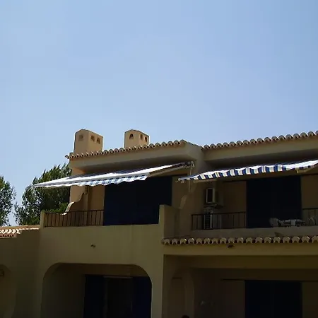 בית נופש Holiday Urbanizacao Da Bemposta אלבור